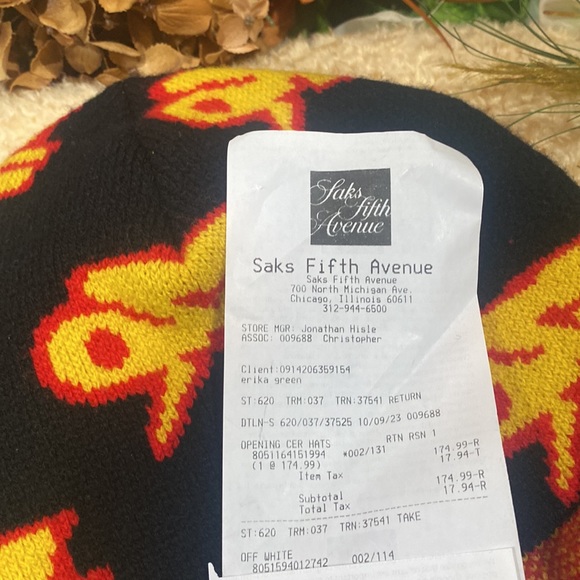 OFF WHITE ❤️🖤💛 - Picture 7 of 8